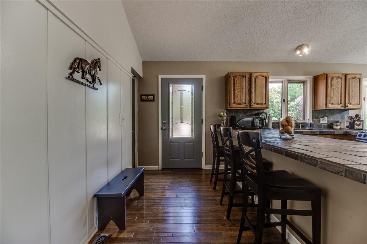 15470 Falk Road Holly, MI 48442 - Photo 4 of 44 21455136-3.JPG