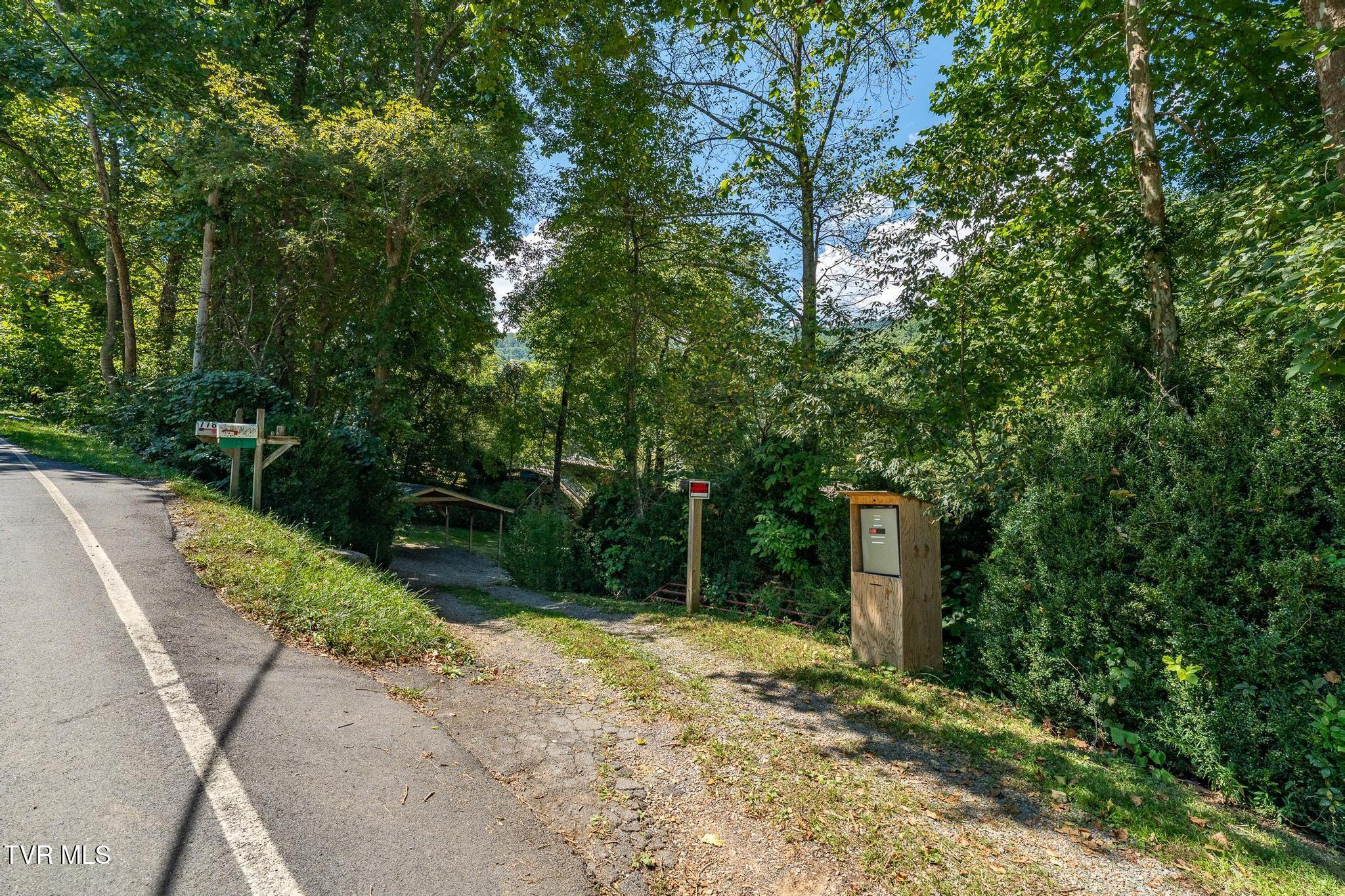 778 Poga Road Butler, TN 37640 - Photo 71 of 72 778 Poga Road (30 of 85)