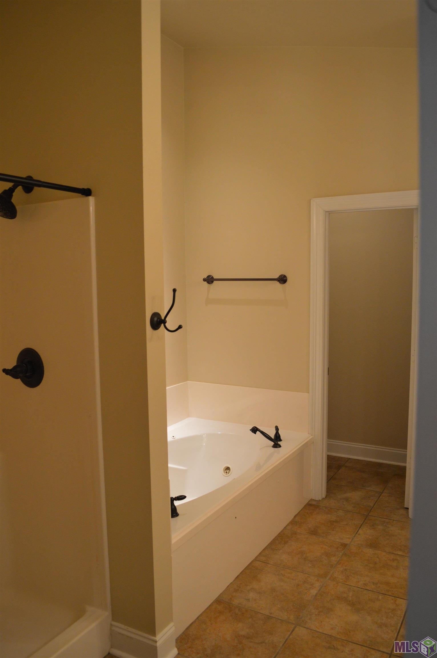 2017 Lac Cache Court Baton Rouge, LA 70816 - Photo 19 of 34 Gallery Image 19