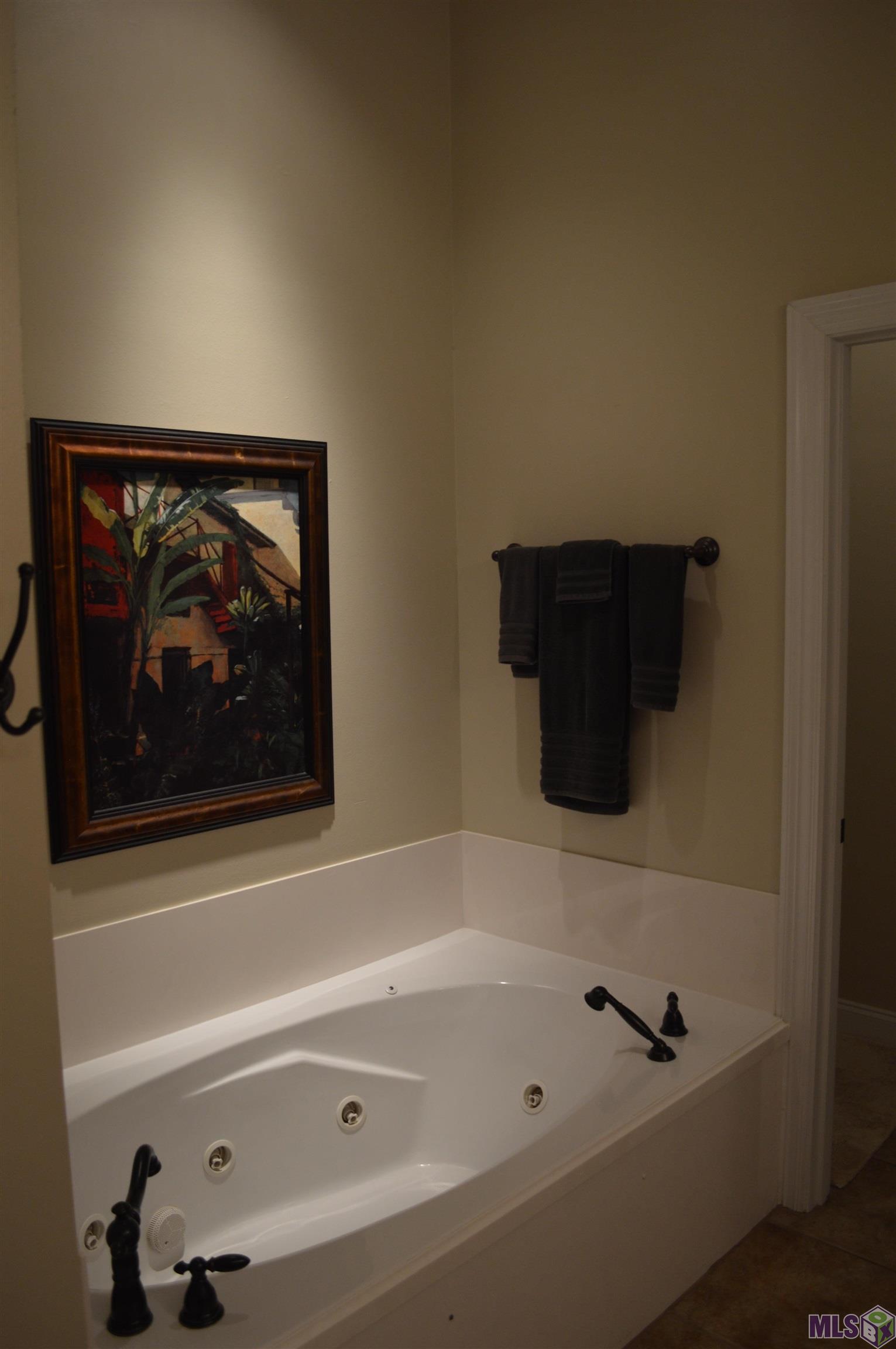 2017 Lac Cache Court Baton Rouge, LA 70816 - Photo 20 of 34 Gallery Image 20