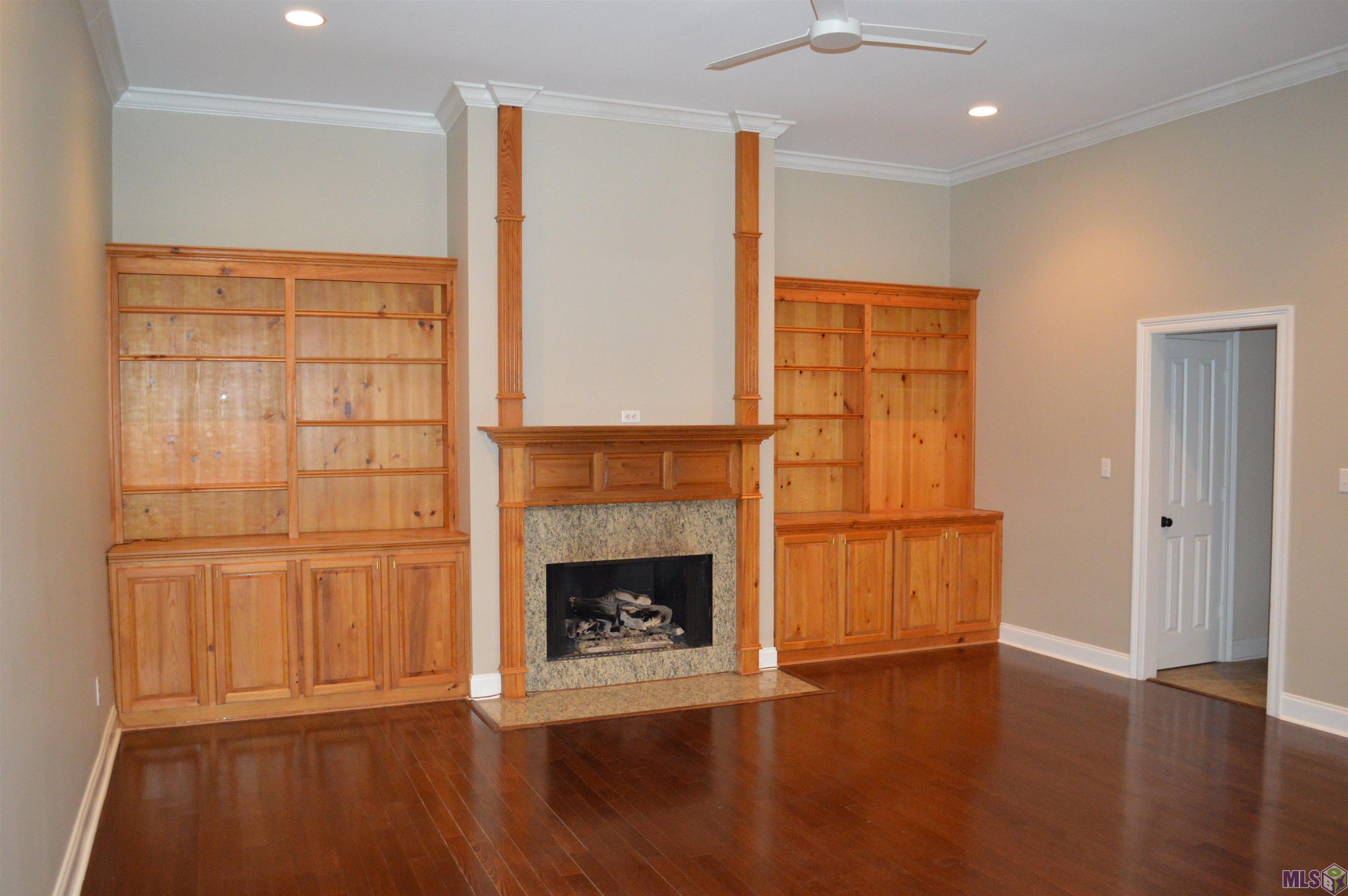 2017 Lac Cache Court Baton Rouge, LA 70816 - Photo 3 of 34 Gallery Image 3
