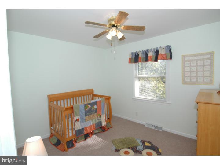 52 Georgetown Road Columbus, NJ 08022 - Photo 15 of 25 Bedroom 2