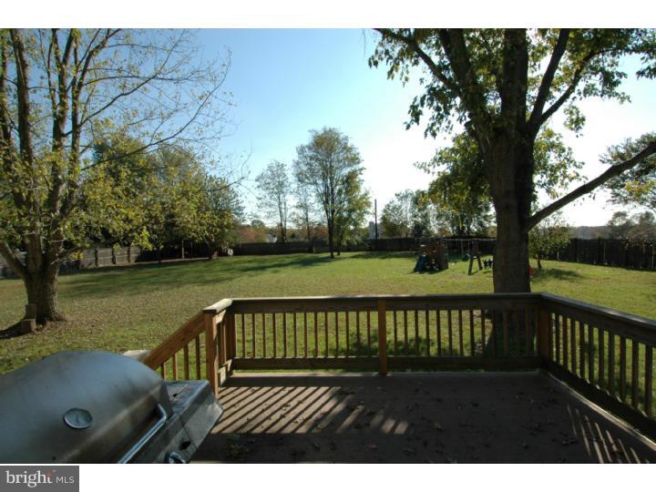 52 Georgetown Road Columbus, NJ 08022 - Photo 21 of 25 Deck