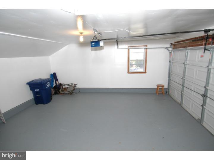 52 Georgetown Road Columbus, NJ 08022 - Photo 24 of 25 Garage