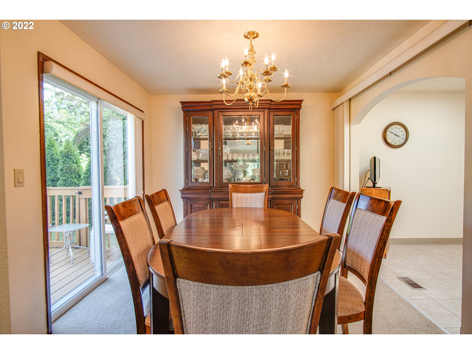 4910 Southwest Comus Street Portland, OR 97219 - Photo 13 of 32 Gallery Image 13