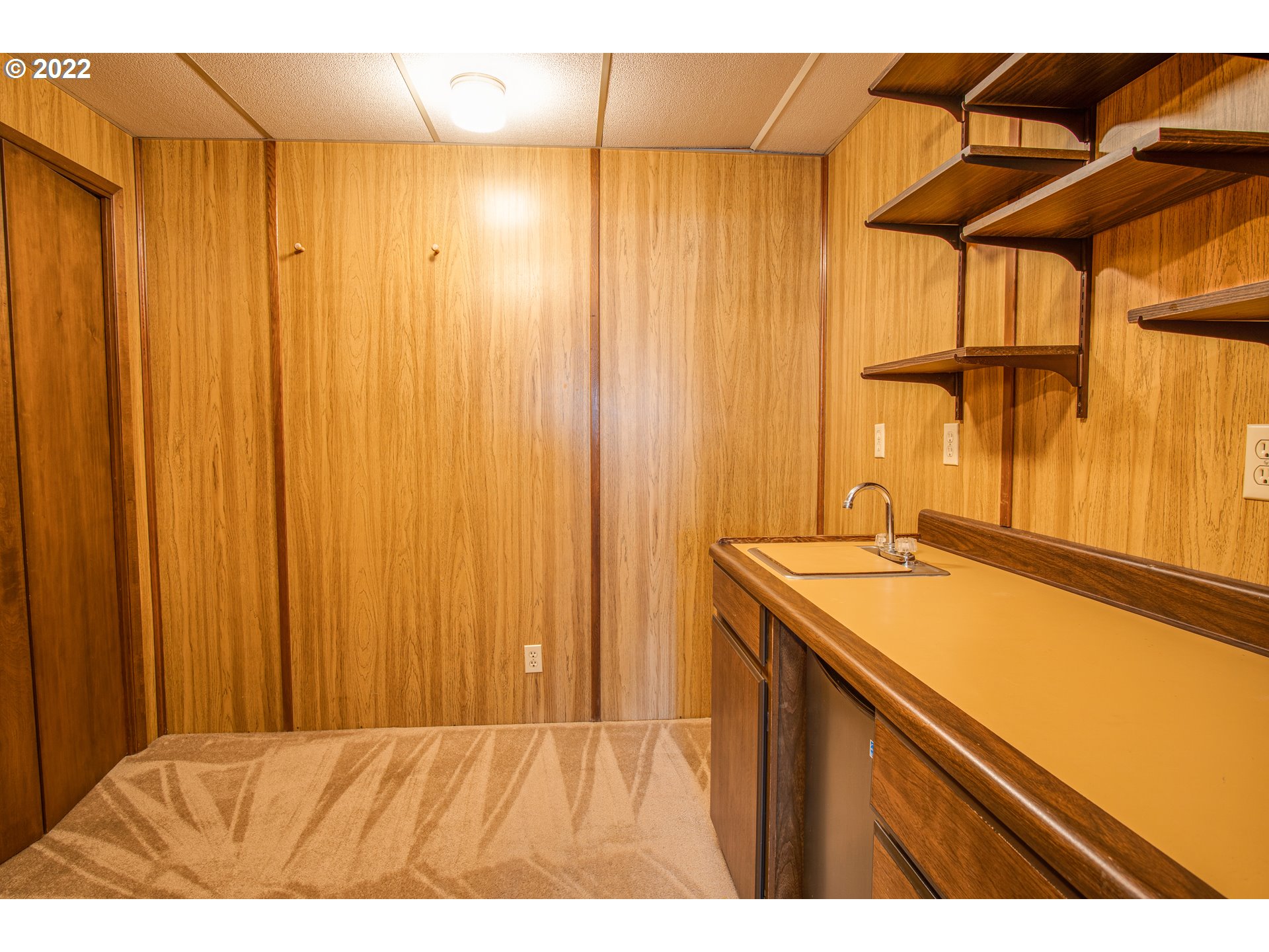 4910 Southwest Comus Street Portland, OR 97219 - Photo 25 of 32 Gallery Image 25