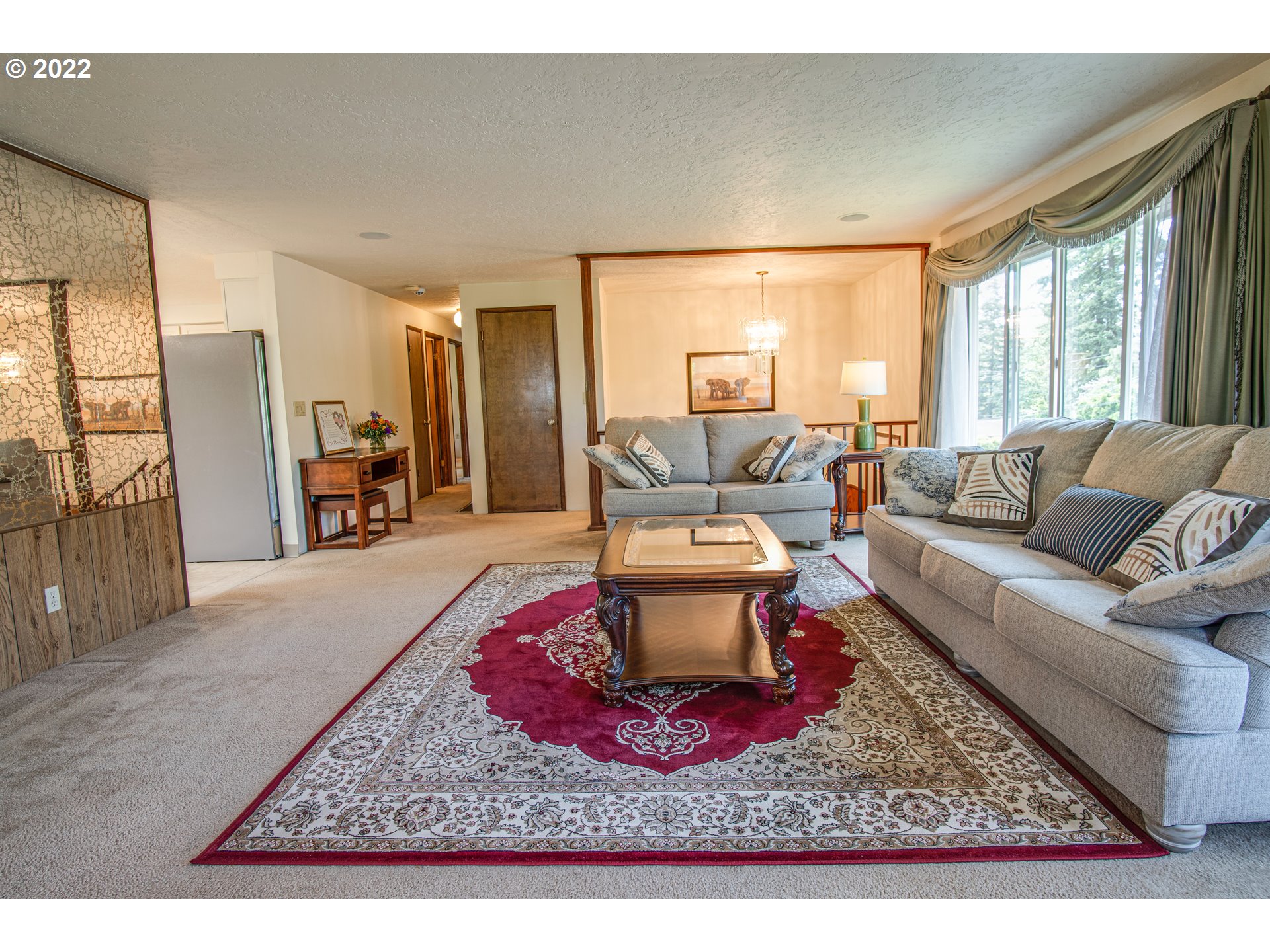 4910 Southwest Comus Street Portland, OR 97219 - Photo 7 of 32 Gallery Image 7