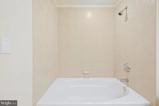 $414,000 | 1000 North Randolph Street, Unit 806, Arlington, VA 22201