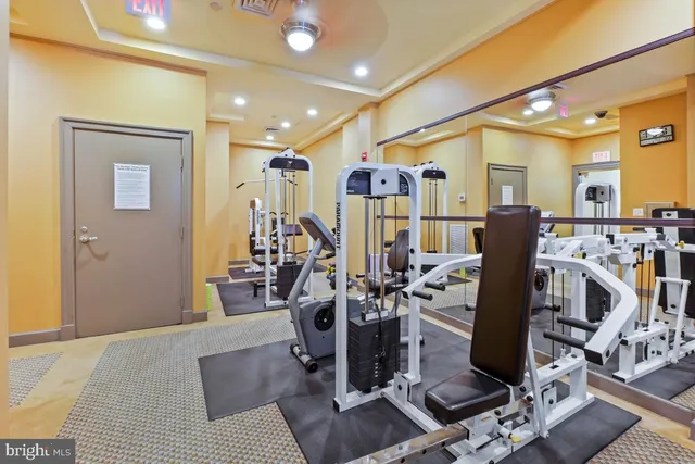 $414,000 | 1000 North Randolph Street, Unit 806, Arlington, VA 22201