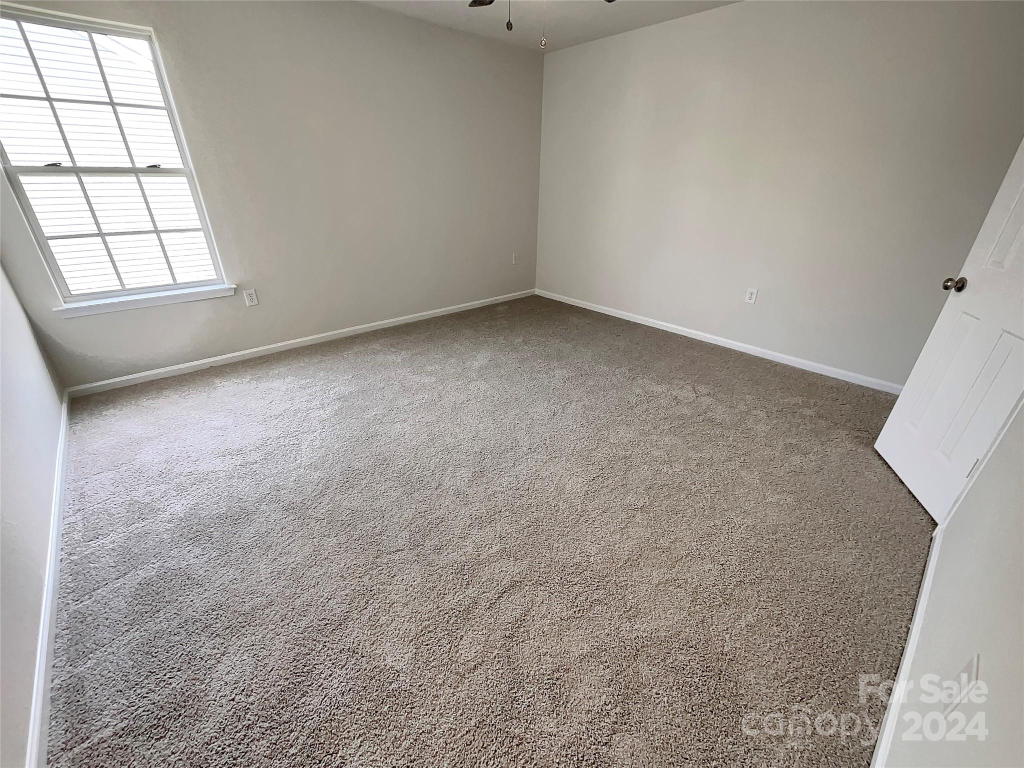 726 Overlook Road Lowell, NC 28098 - Photo 5 of 19 Gallery Image 5