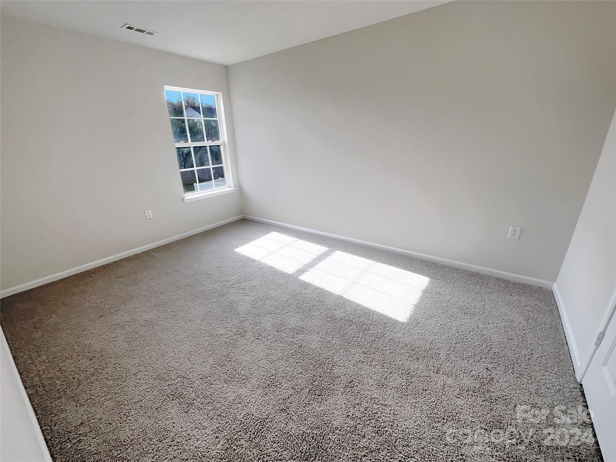 726 Overlook Road Lowell, NC 28098 - Photo 8 of 19 Gallery Image 8