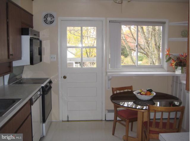 3622 Ligon Road Ellicott City, MD 21042 - Photo 2 of 30 Kitchen