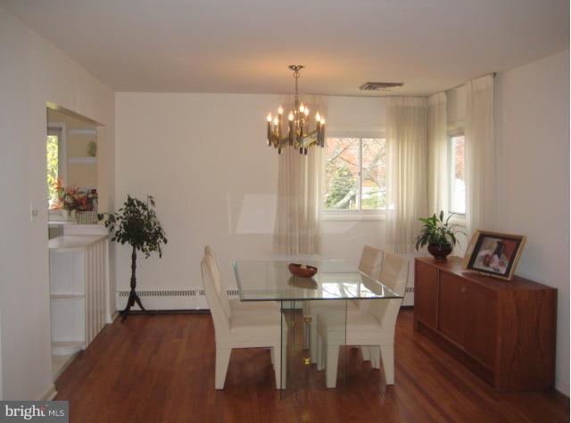 3622 Ligon Road Ellicott City, MD 21042 - Photo 15 of 30 Dining Room