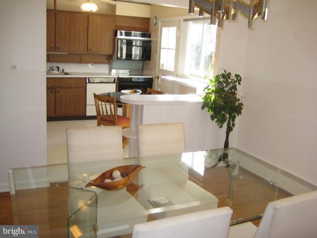 3622 Ligon Road Ellicott City, MD 21042 - Photo 17 of 30 Dining Room