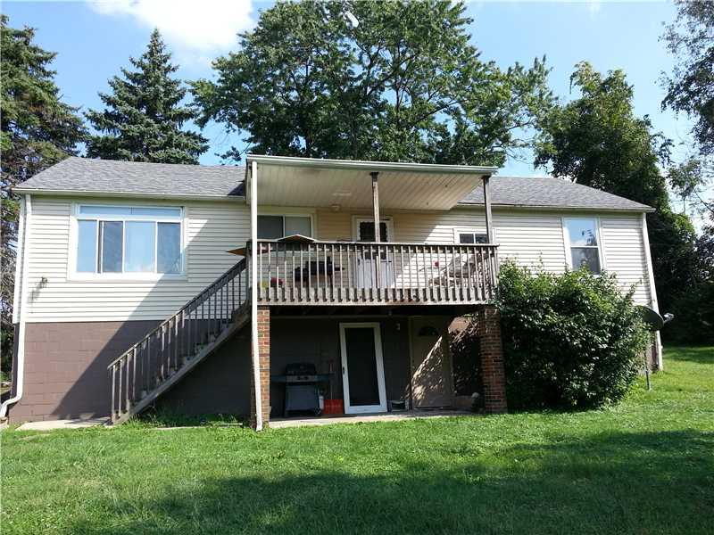 196 Foxwood Road Coraopolis, PA 15108 - Photo 2 of 7 Exterior Front.