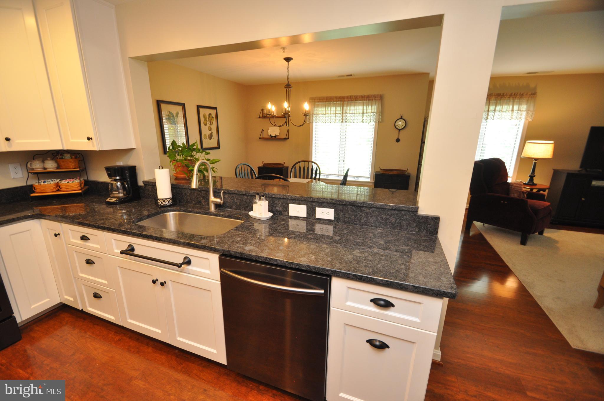 445 Pleasanton Road, Unit C33 Westminster, MD 21157 - Photo 5 of 25 updated kitchen w/black stainless steel appliance