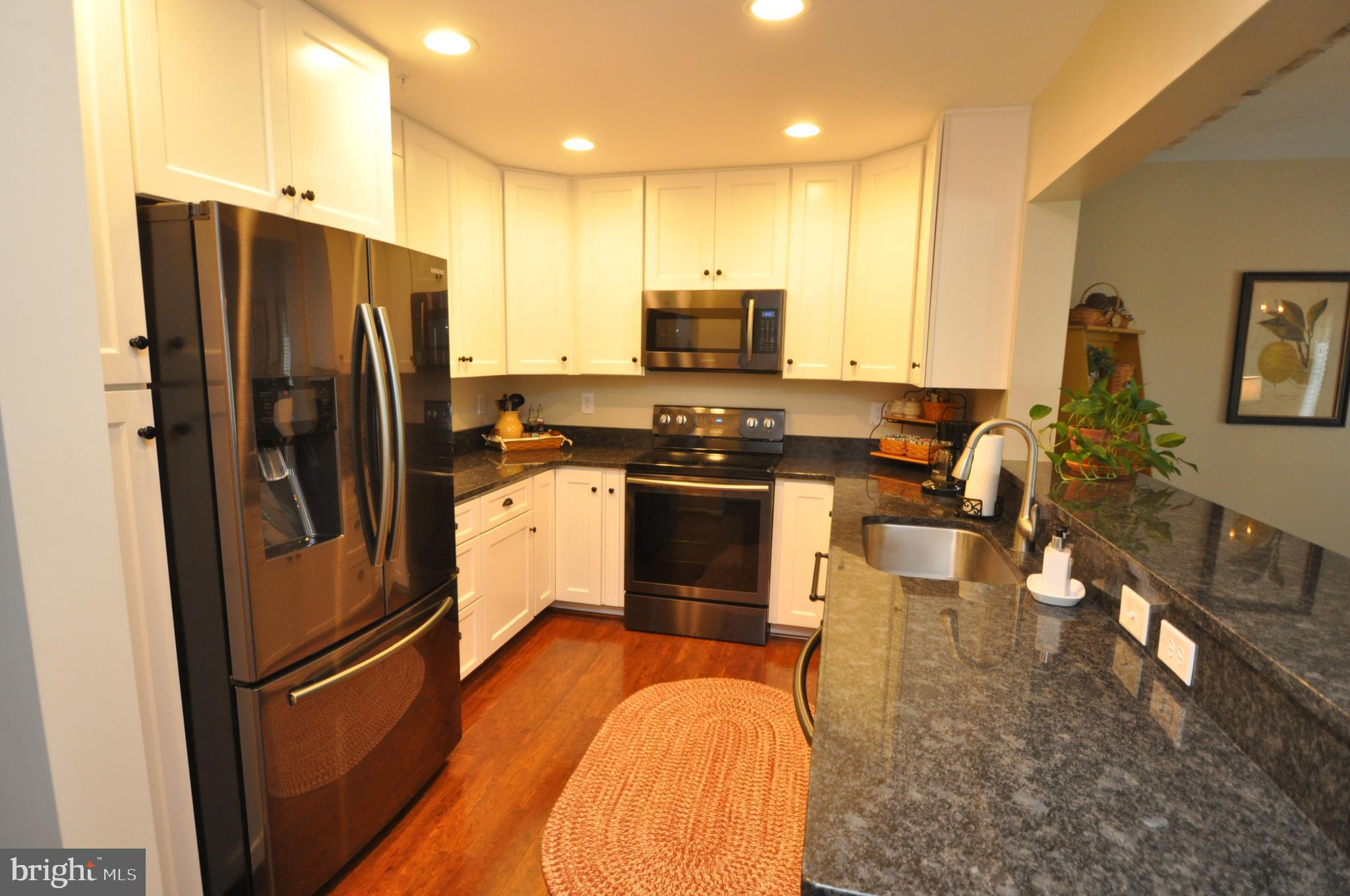 445 Pleasanton Road, Unit C33 Westminster, MD 21157 - Photo 8 of 25 New Samsung black stainless steel appliances