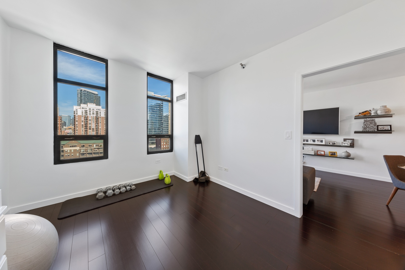 1255 South State Street, Unit 1101 Chicago, IL 60605 - Photo 11 of 25