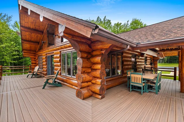 $2,450,000 | N10226 County Road 356, Daggett, MI 49821