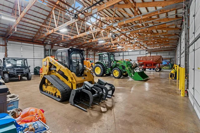 $2,450,000 | N10226 County Road 356, Daggett, MI 49821