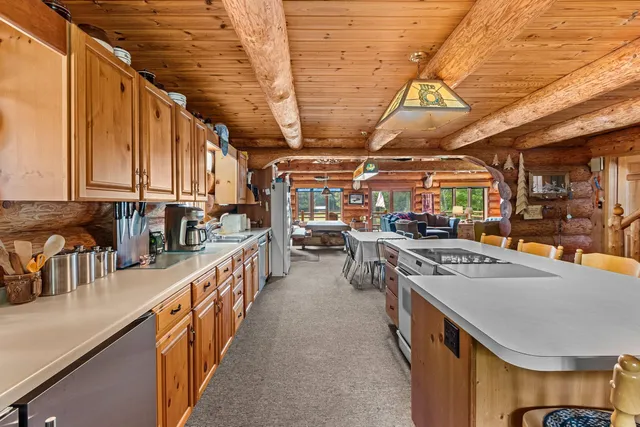 $2,450,000 | N10226 County Road 356, Daggett, MI 49821