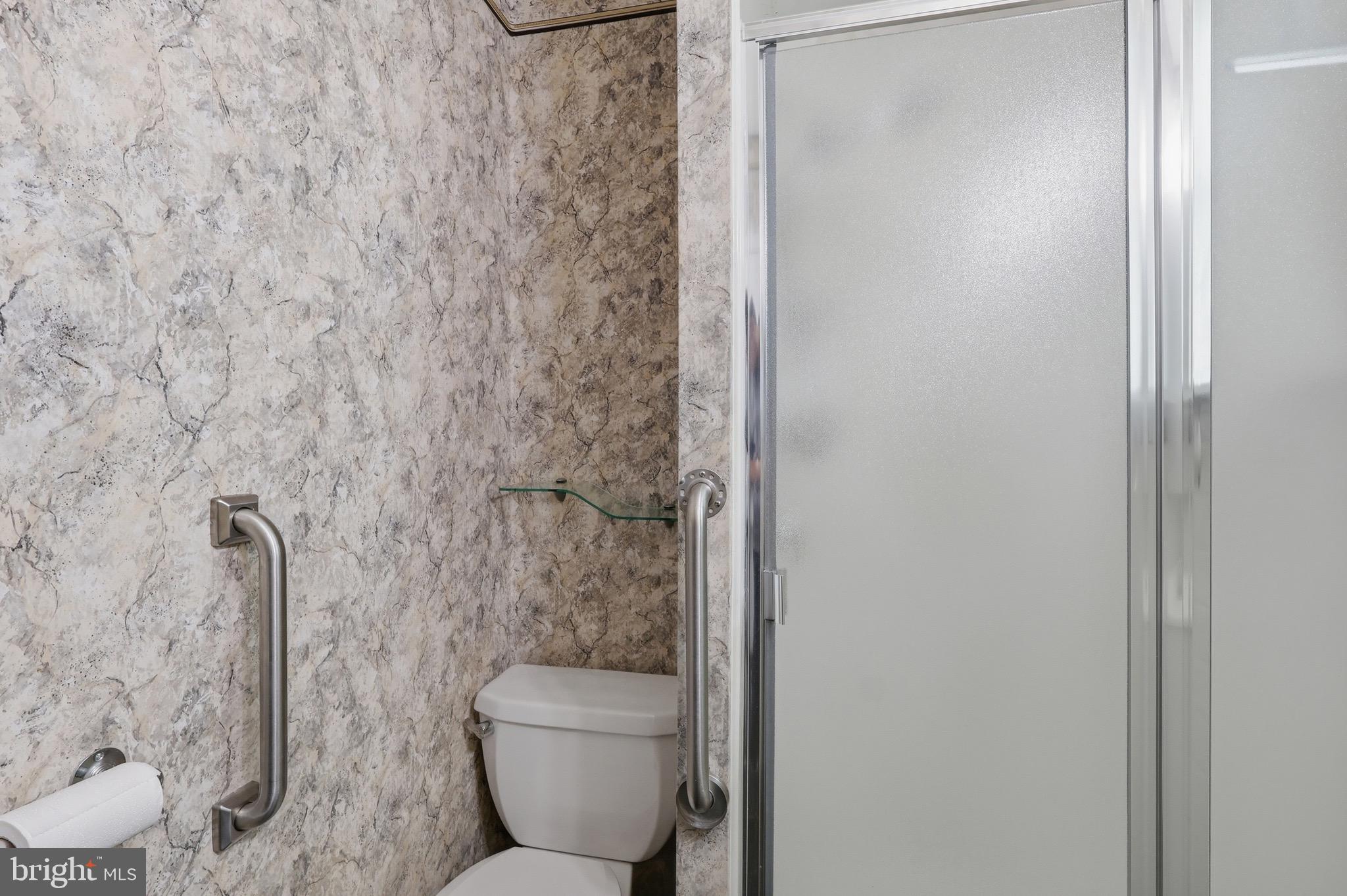 403 Byron Road Warminster, PA 18974 - Photo 31 of 76 Primary Bath