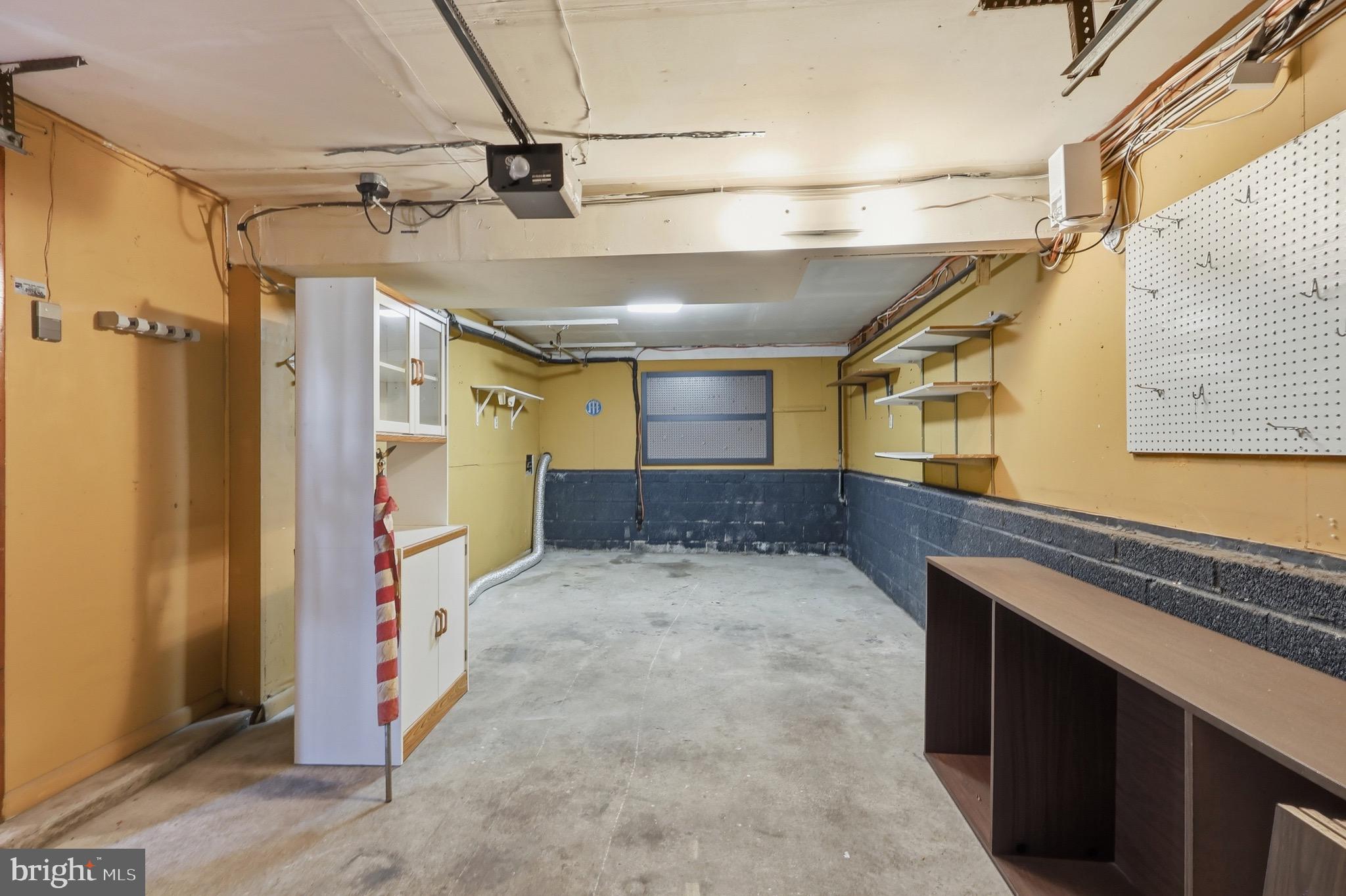 403 Byron Road Warminster, PA 18974 - Photo 57 of 76 Garage