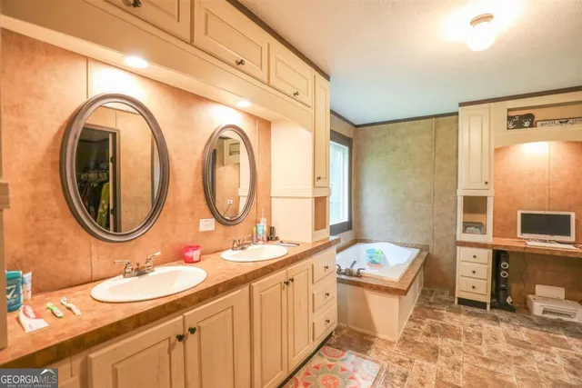 $200,000 | 143 Mccullar Weaver Road Southwest, Milledgeville, GA 31061