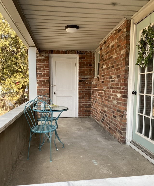 68 Eloise Street Springfield, MA 01118 - Photo 28 of 33