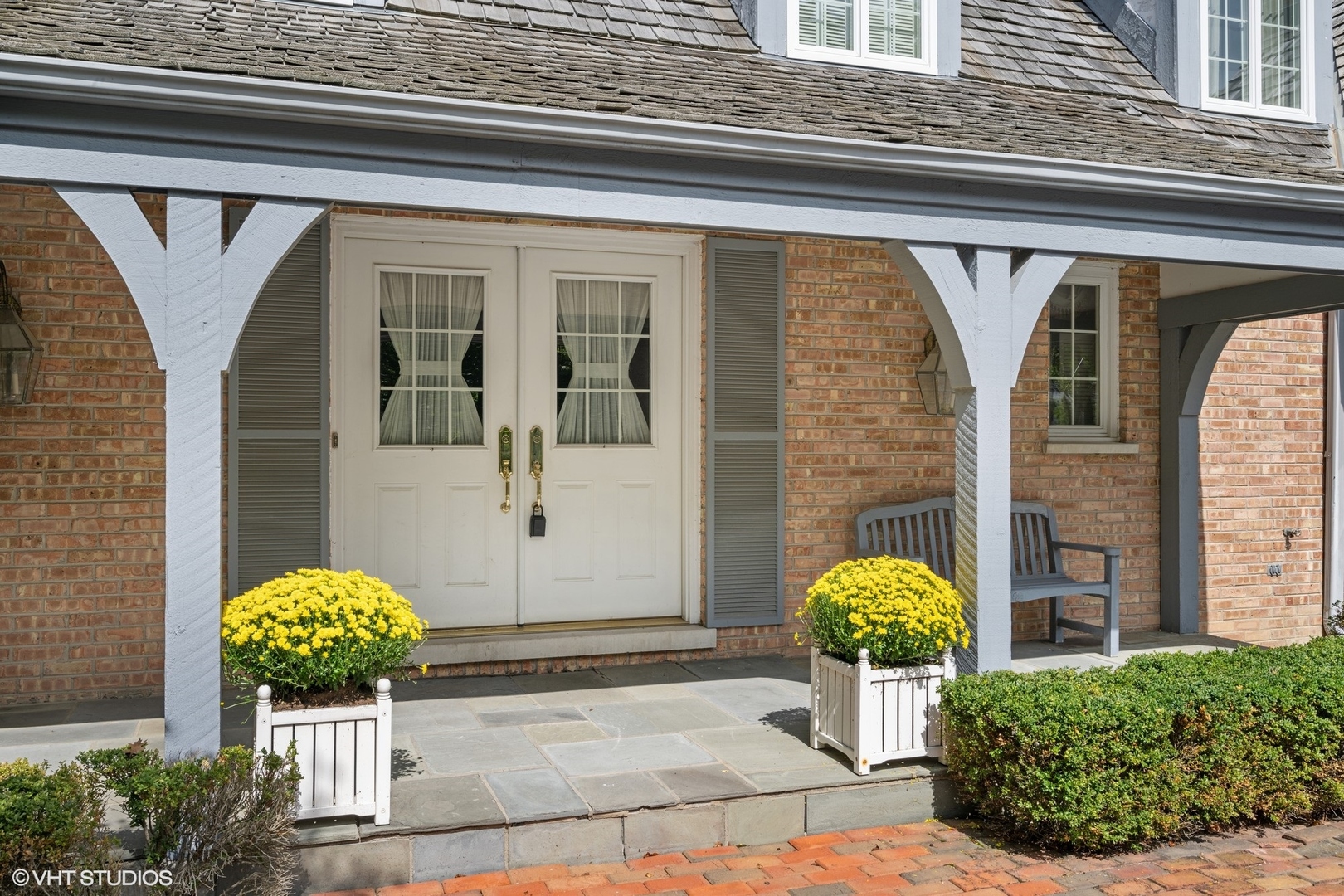 1100 Turicum Road Lake Forest, IL 60045 - Photo 4 of 38 a view of entryway