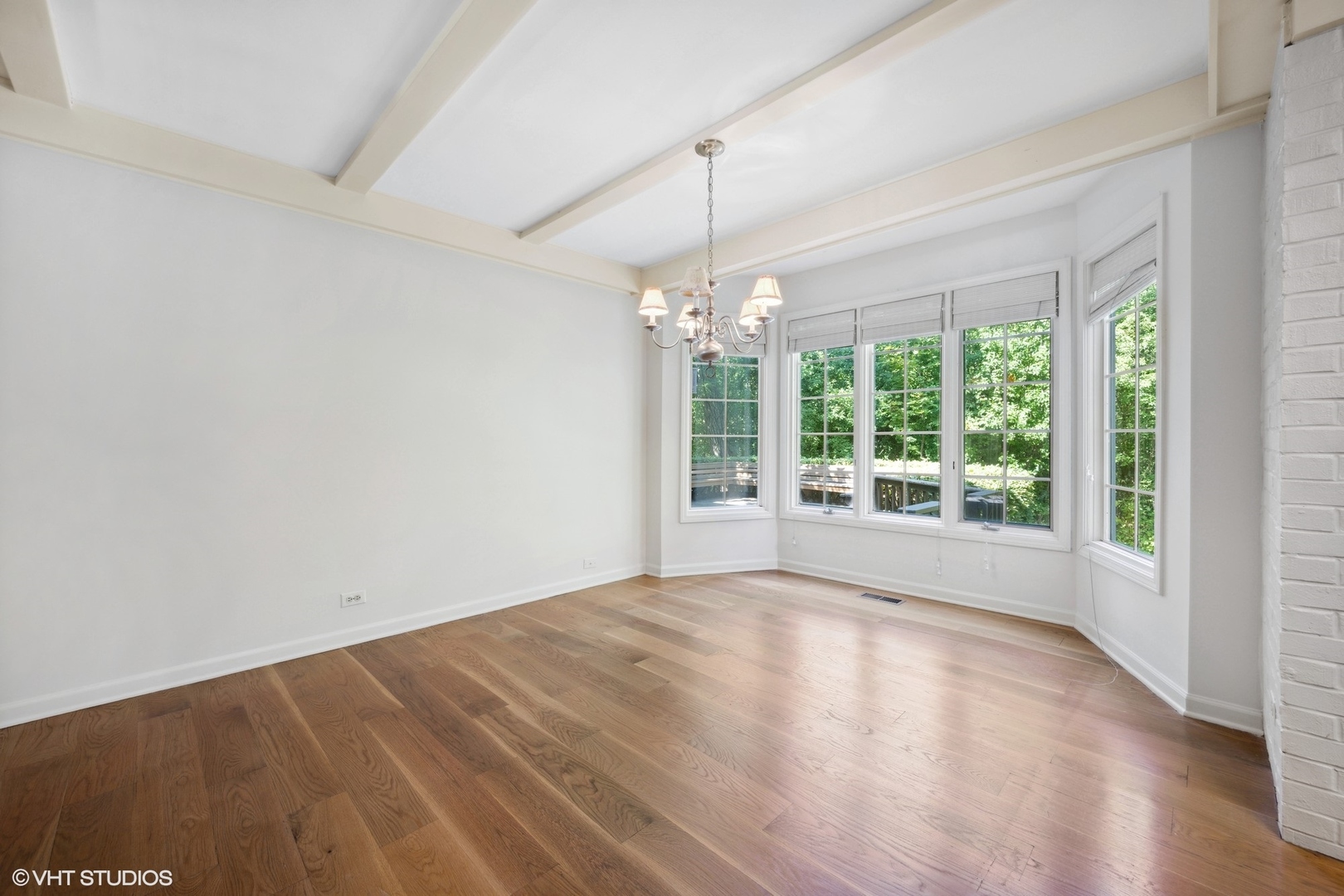 1100 Turicum Road Lake Forest, IL 60045 - Photo 10 of 38 a view of room with window and hardwood floor