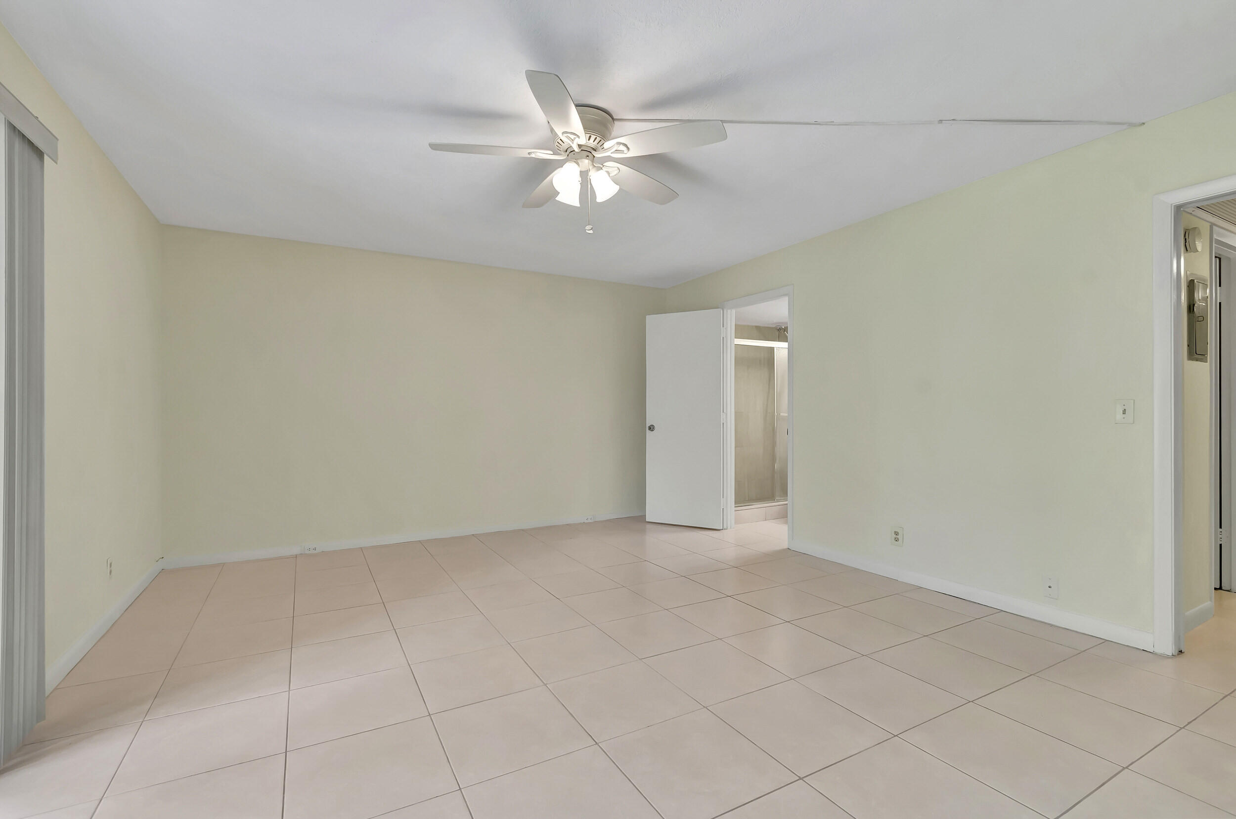 1091 Wolverton East Boca Raton, FL 33434 - Photo 20 of 42 27_dsc_5809