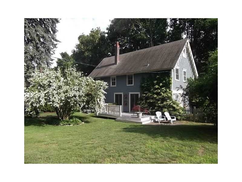 11 Hillside Road Bristol, RI 02809 - Photo 1 of 11 Exterior Front.