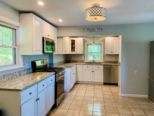 13 Woodland Road Wakefield, MA 01880 - Photo 3 of 18 Gallery Image 3