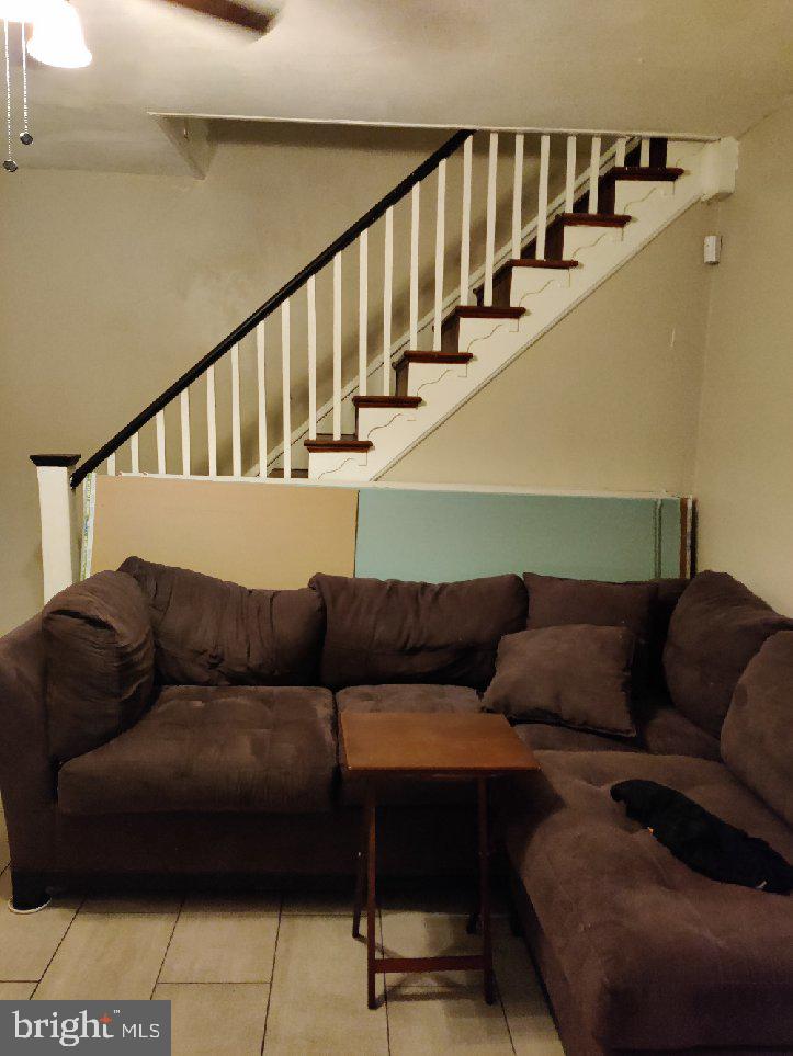 926 Marshall Road Sharon Hill, PA 19079 - Photo 4 of 11