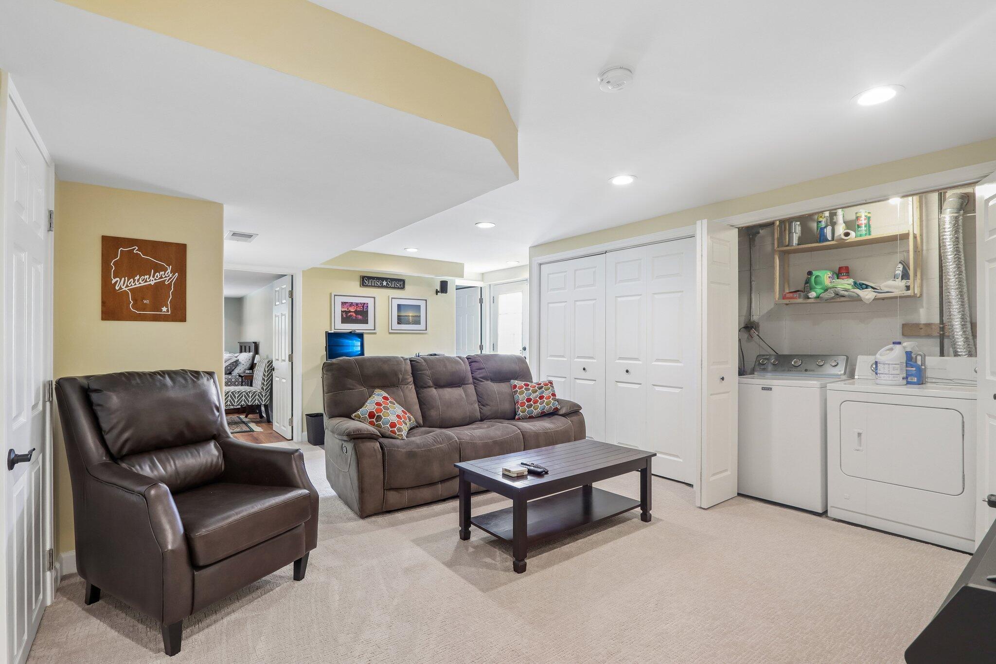 131 Riverside Drive Waterford, WI 53185 - Photo 20 of 55 LL REC/ LAUNDRY AREA