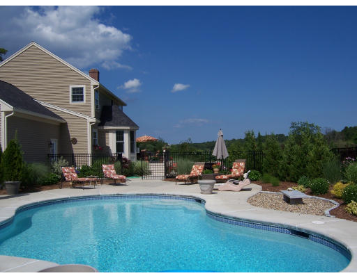 68 Pineswamp Road Ipswich, MA 01938 - Photo 4 of 17 Gallery Image 4