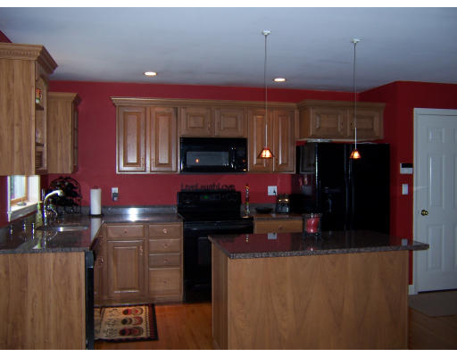 68 Pineswamp Road Ipswich, MA 01938 - Photo 5 of 17 Gallery Image 5