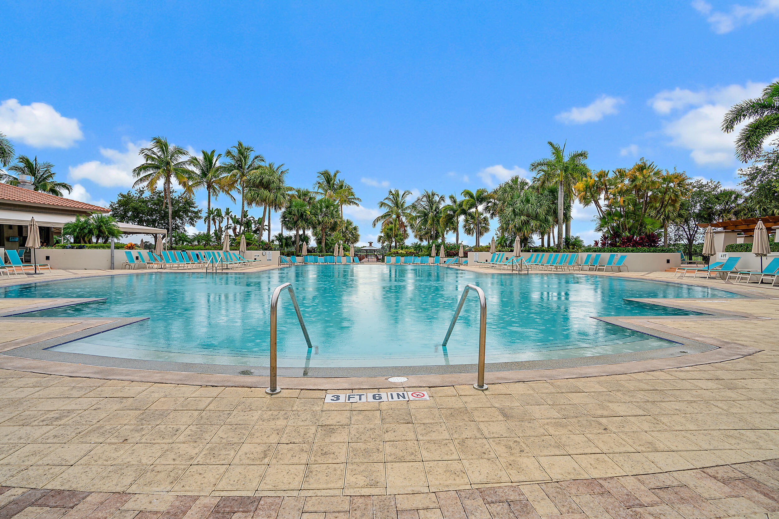2109 Spring Court Palm Beach Gardens, FL 33410 - Photo 33 of 43 Pool