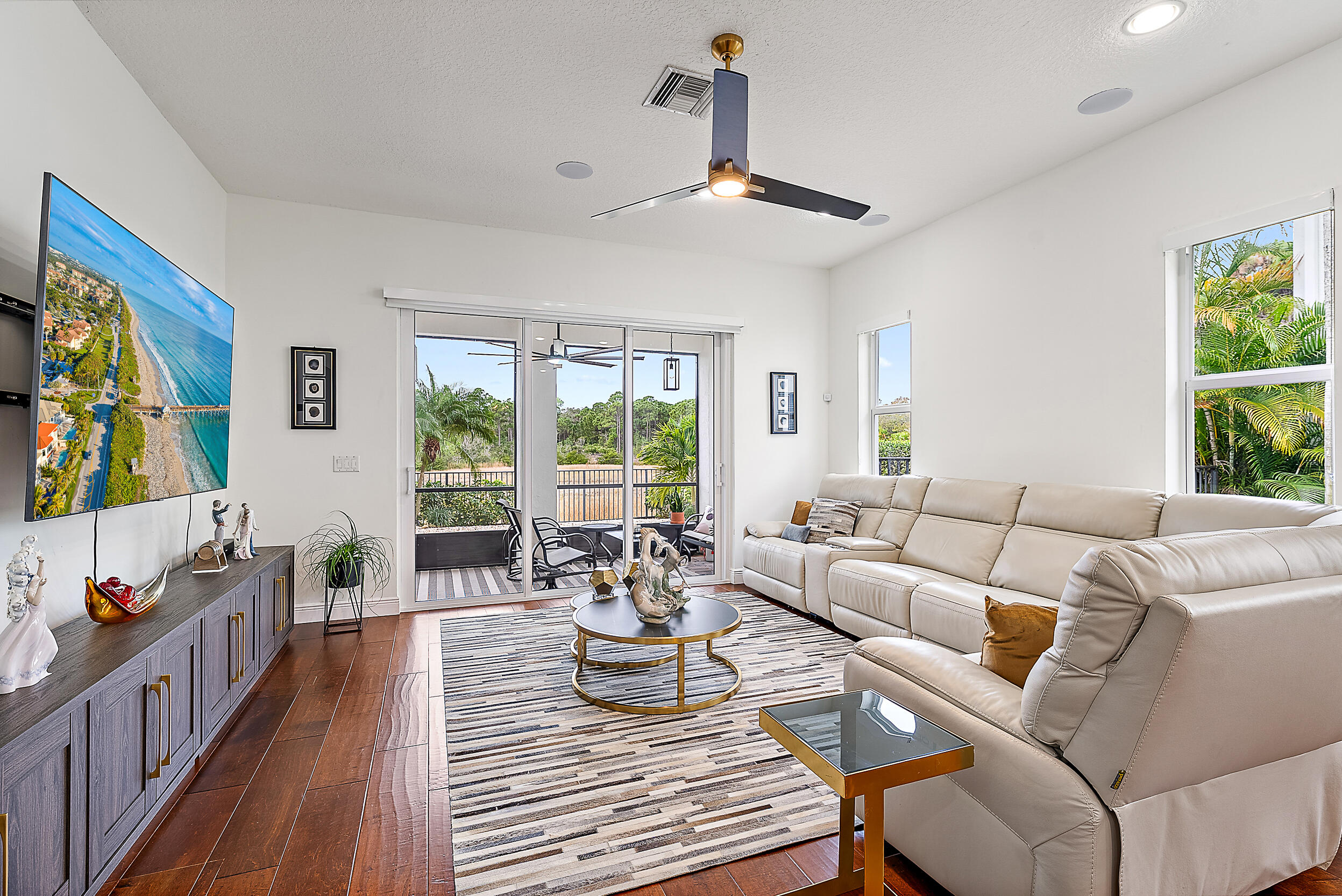 2109 Spring Court Palm Beach Gardens, FL 33410 - Photo 6 of 43 Family Room