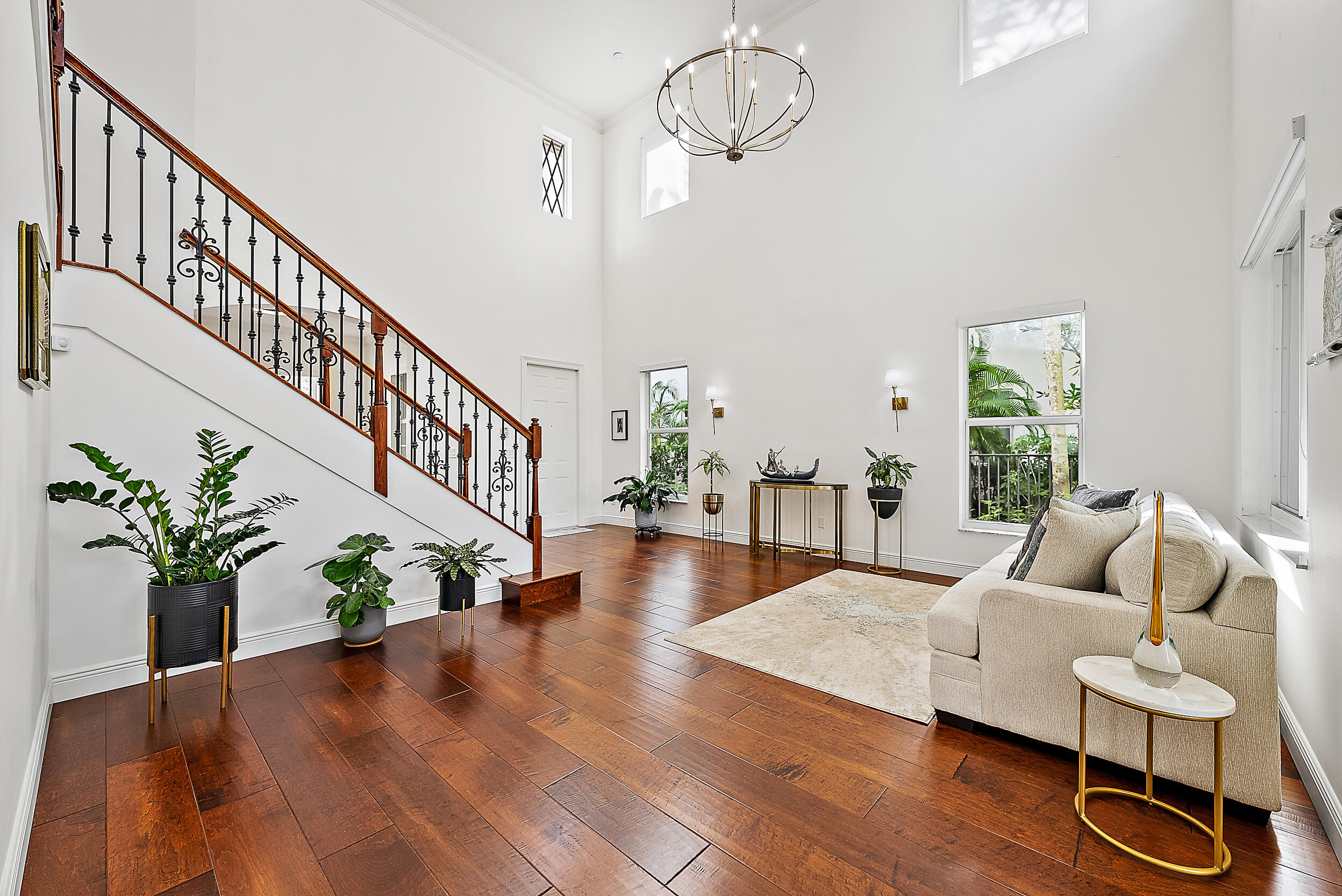 2109 Spring Court Palm Beach Gardens, FL 33410 - Photo 10 of 43 Living Room