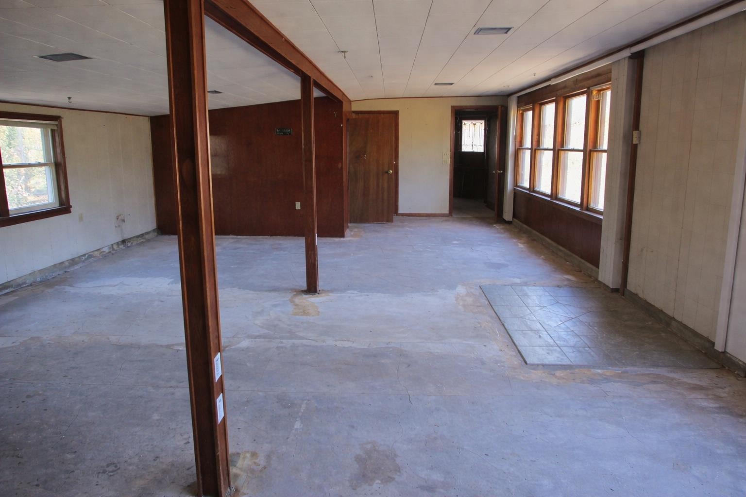 E11868 Dam Heights Road Prairie du Sac, WI 53578 - Photo 4 of 12