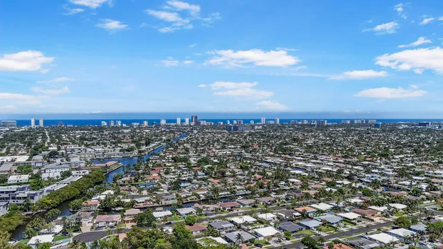 $7,495 | 220 Southeast 2nd Avenue, Pompano Beach, FL 33060