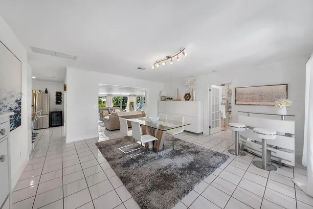 $7,495 | 220 Southeast 2nd Avenue, Pompano Beach, FL 33060