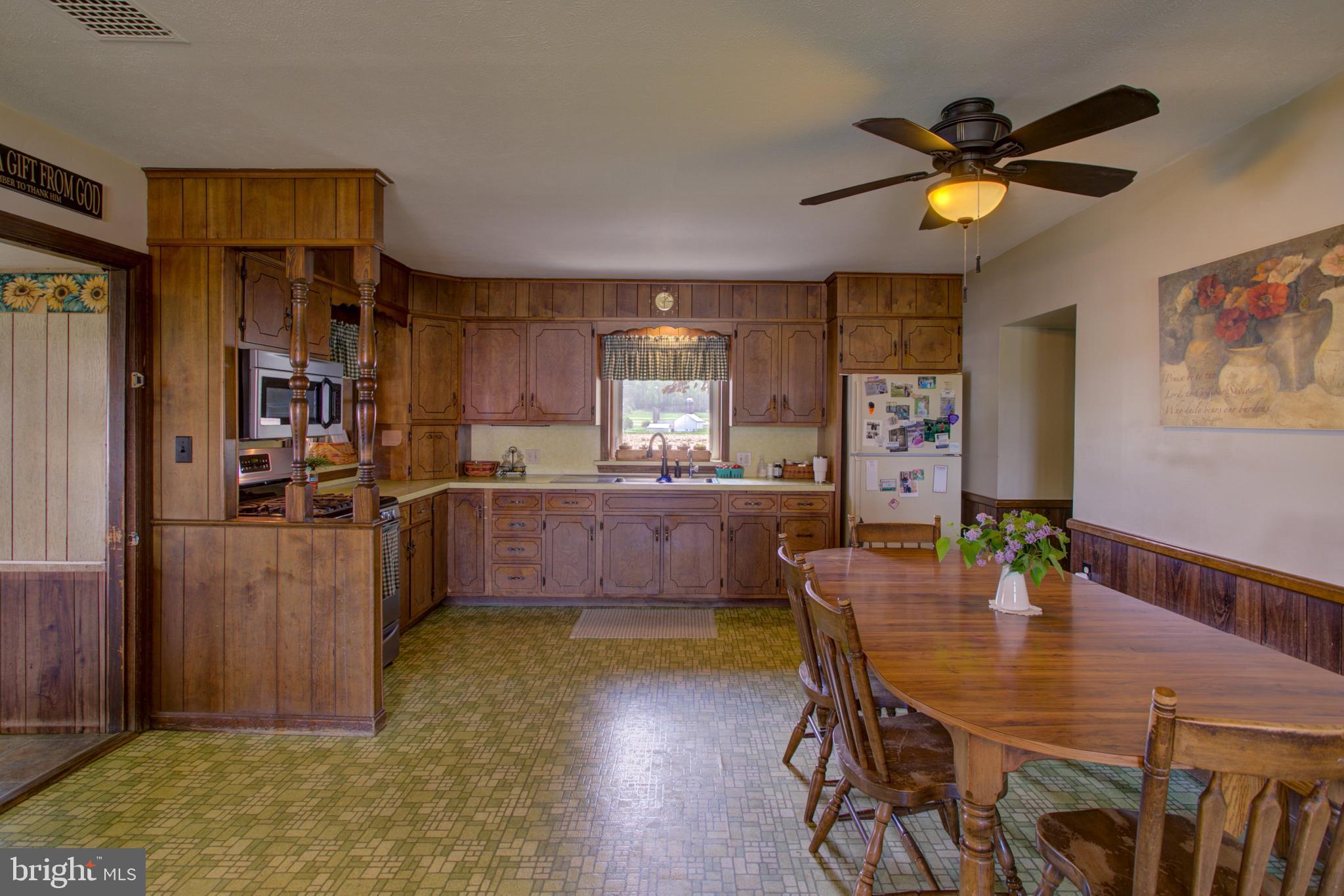 494 Compass Road Gap, PA 17527 - Photo 70 of 127 a dining room with furniture and window