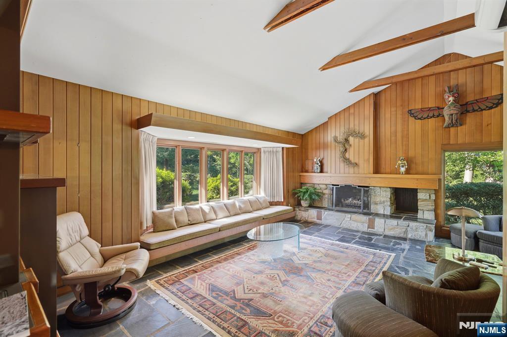 343 Sunset Road Pompton Plains, NJ 07444 - Photo 7 of 45 Gallery Image 7