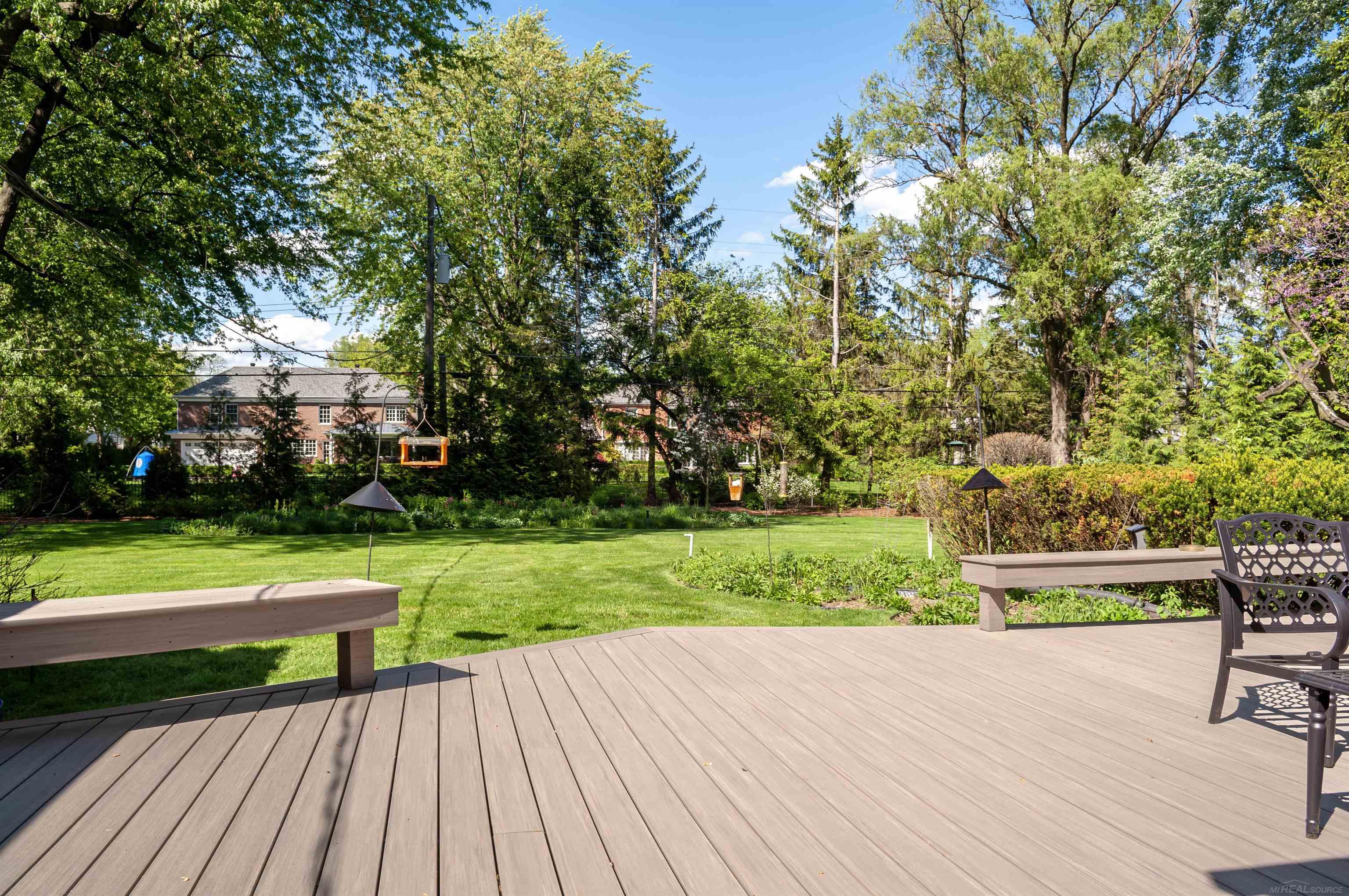 570 Oxford Road Grosse Pointe, MI 48236 - Photo 86 of 99 50141978-6163a2cc-6e84-4058-88f8-a9247a4f4eef.JPG