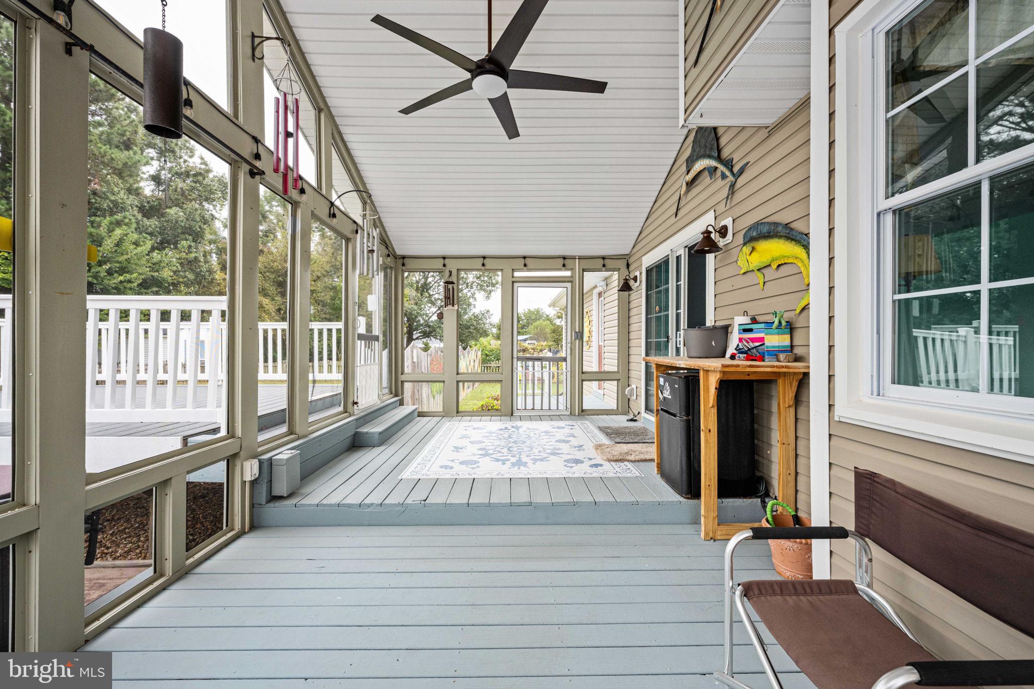 95 Potomac Lane Colonial Beach, VA 22443 - Photo 27 of 101 Interior of Sun Porch