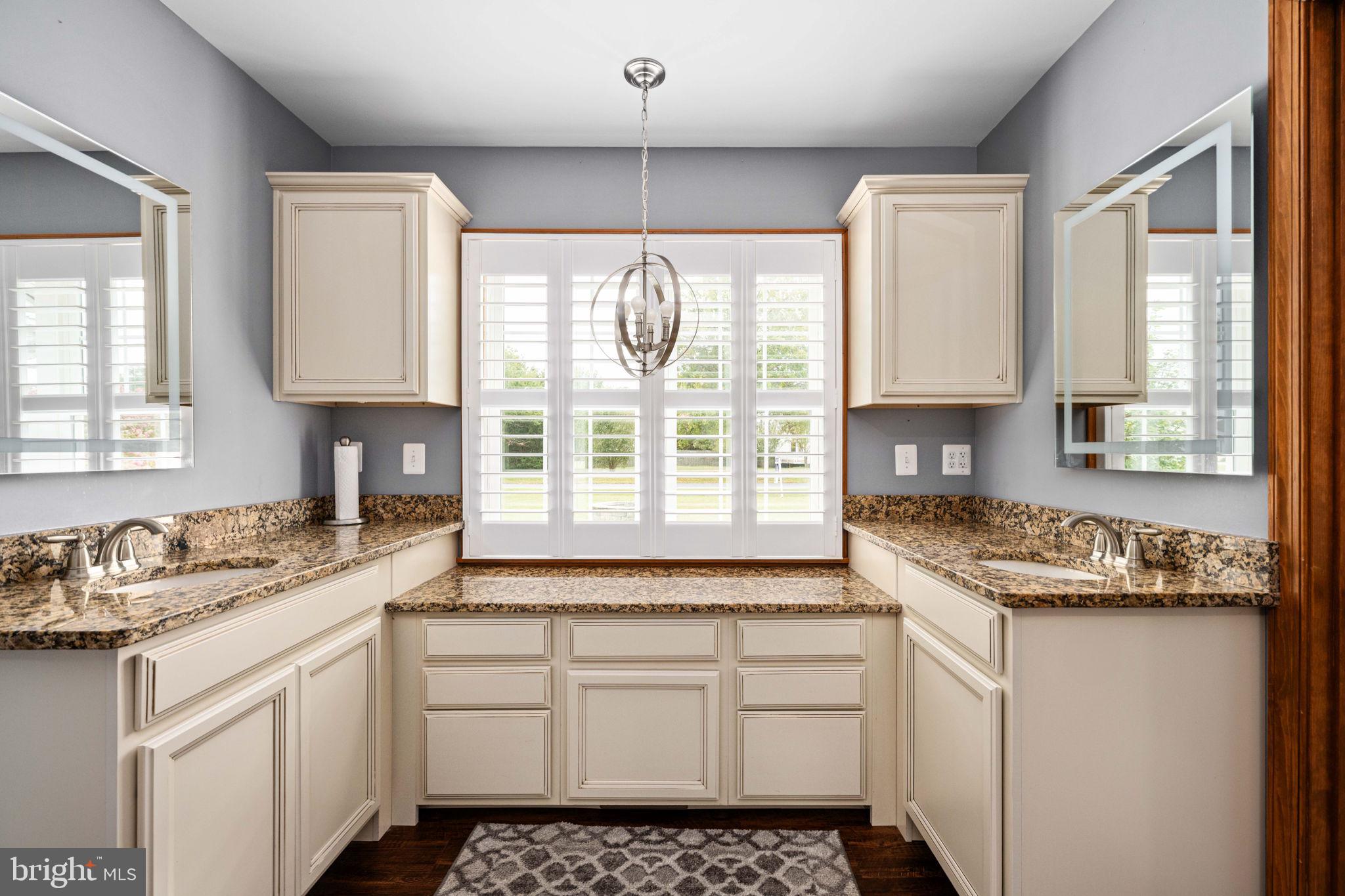 95 Potomac Lane Colonial Beach, VA 22443 - Photo 72 of 101 Primary Bath