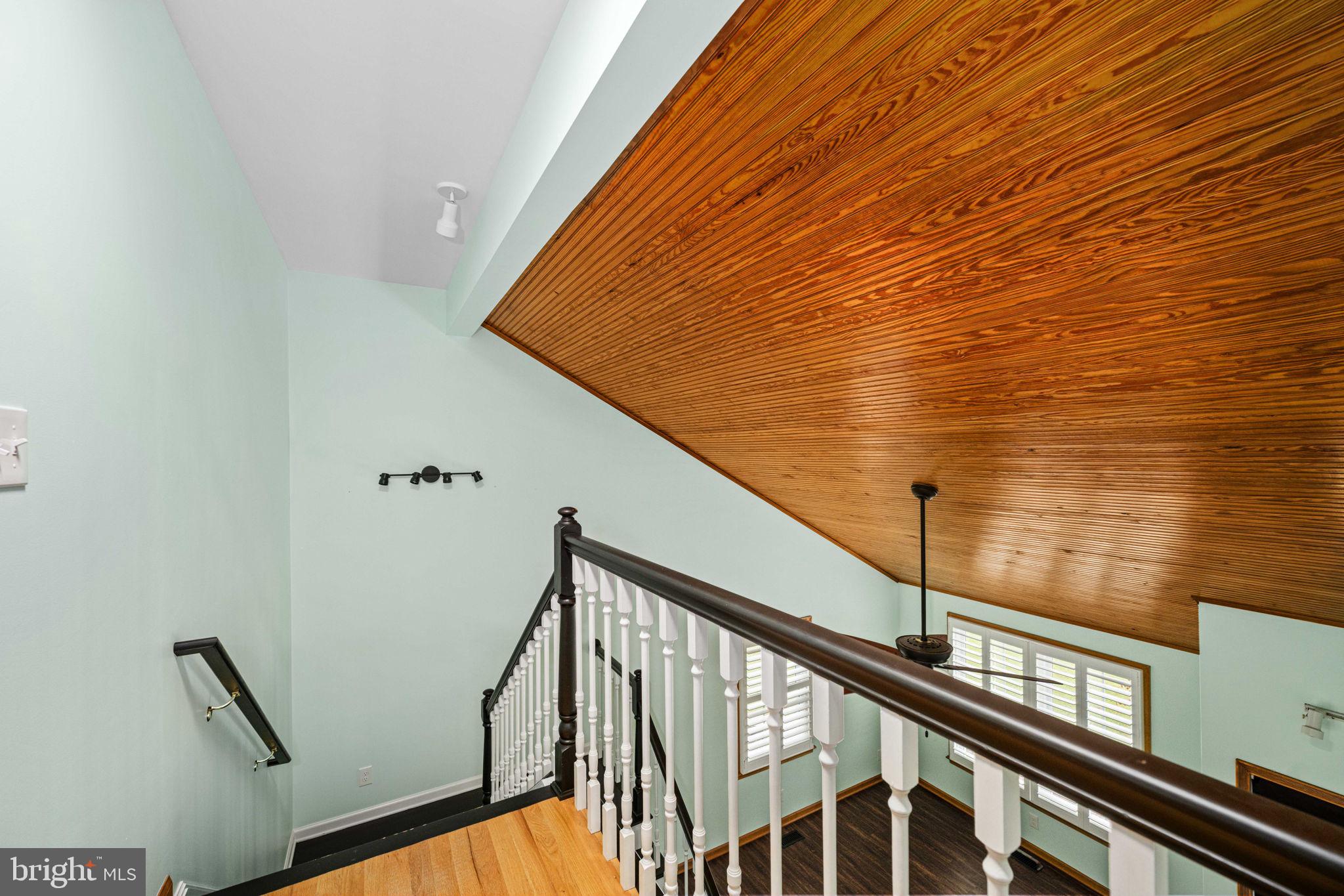 95 Potomac Lane Colonial Beach, VA 22443 - Photo 79 of 101 Stairs to second level